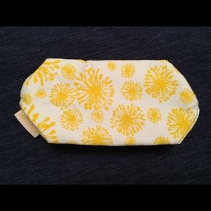 NEW! L’Occitane Zipper Cosmetics Pouch w/Lining